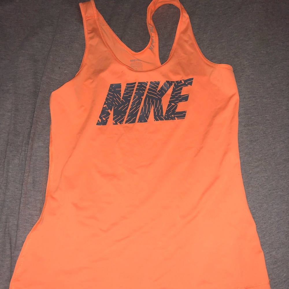 Nike pro tank